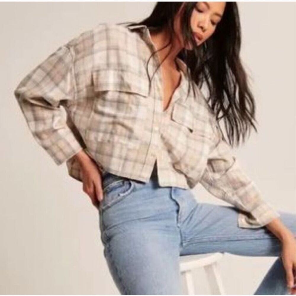 ABERCROMBIE & FITCH Cropped Flannel Long Sleeve Top Size Large EUC M411